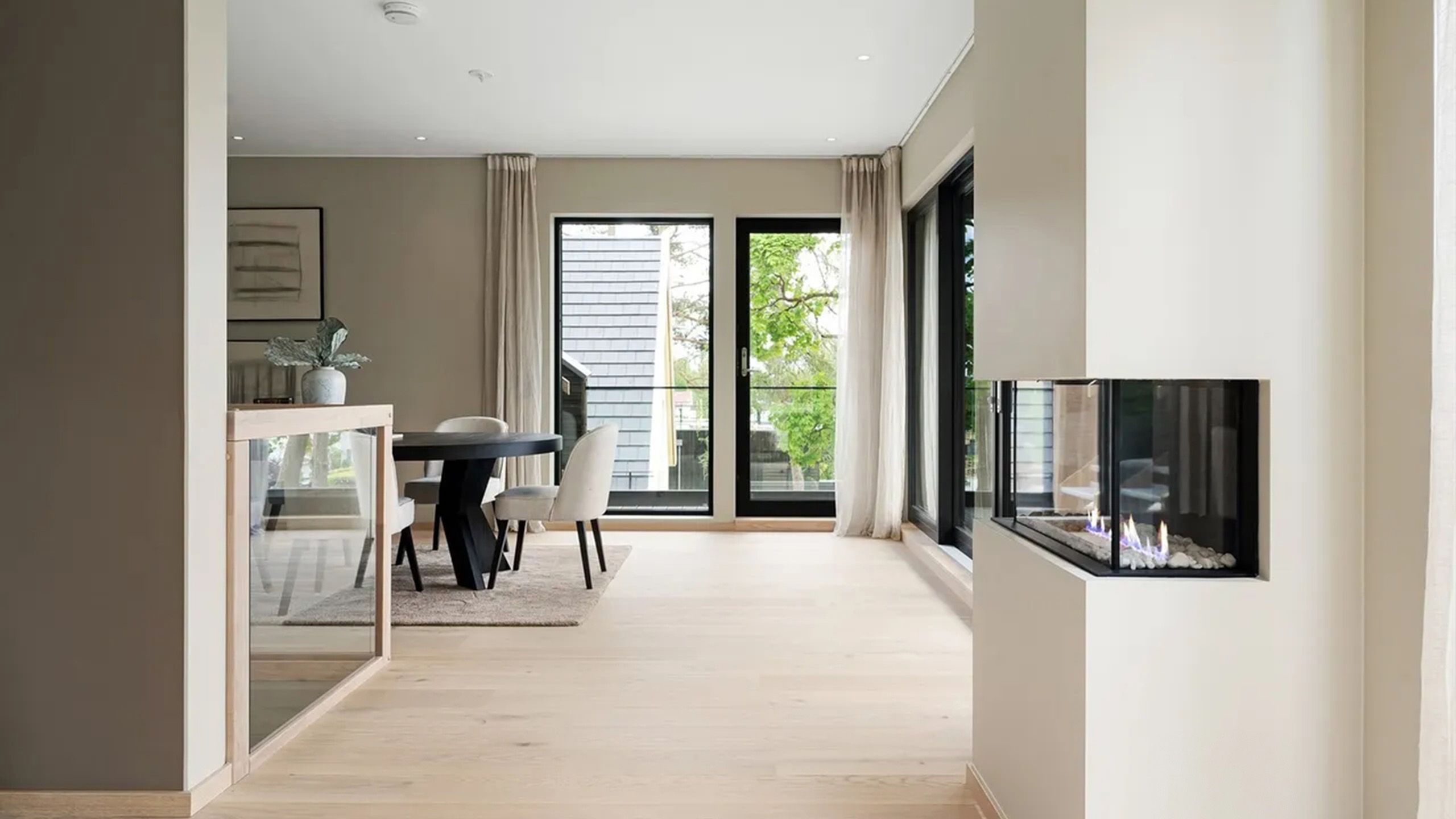01 VisonLine Superior 650B | 3 sidet gasspeis med hvitesteiner